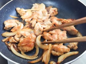 上沼恵美子のおしゃべりクッキング「豚肉と玉ねぎの炒めもの」レシピ・付け合わせ！