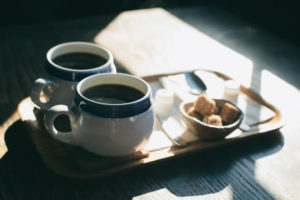 中深煎りコーヒーに合う食べ物やお菓子は？おうちカフェの献立例も！